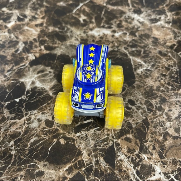 Blaze And The Monster Machines Robot Rider Darrington , Nickelodeon - Picture 7 of 8